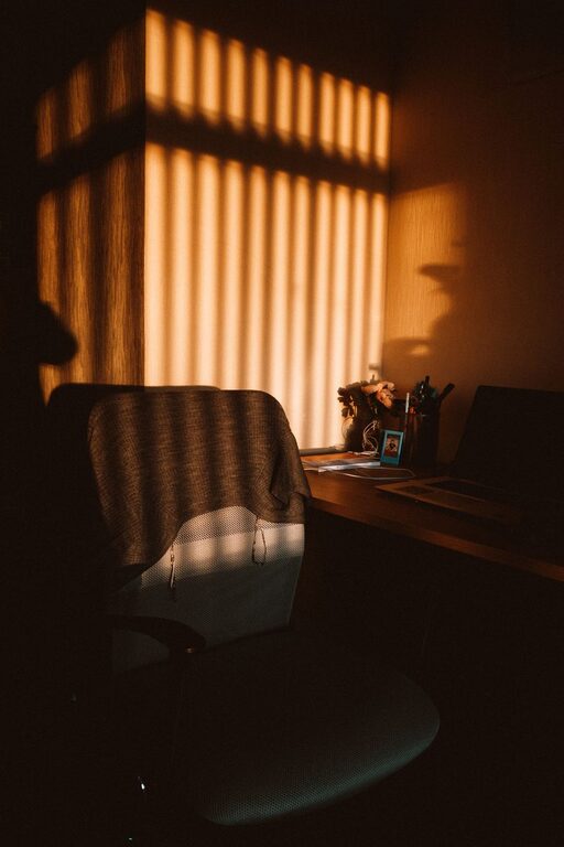Tips for Creating a Cozy and Inviting Home Office Space