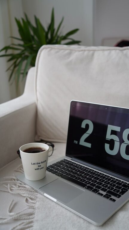 Tips for Creating a Relaxing Home Workspace to Boost Productivity and Comfort